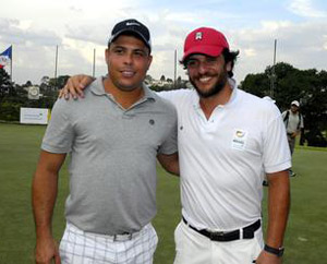 Apoiado por Ronaldo, garoto brasileiro faz sucesso no golfe dos EUA -  03/06/2019 - Esporte - Folha